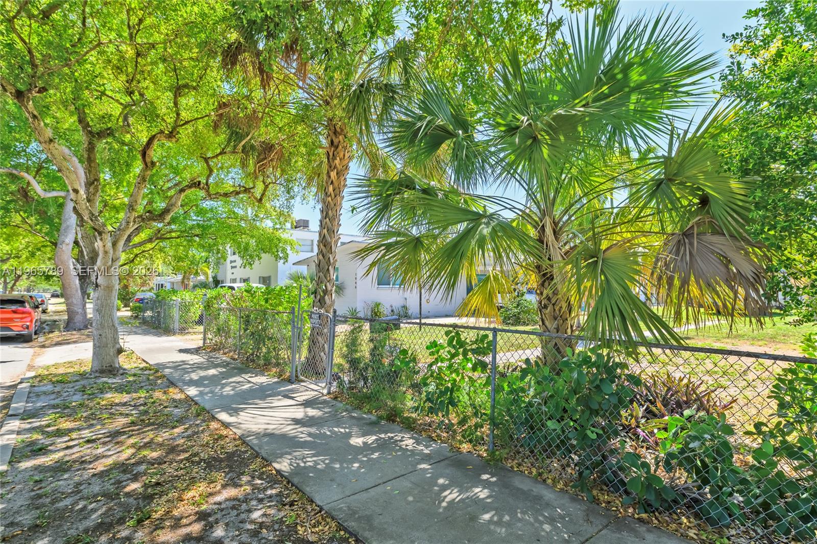 1946 Madison St Hollywood, FL 33020