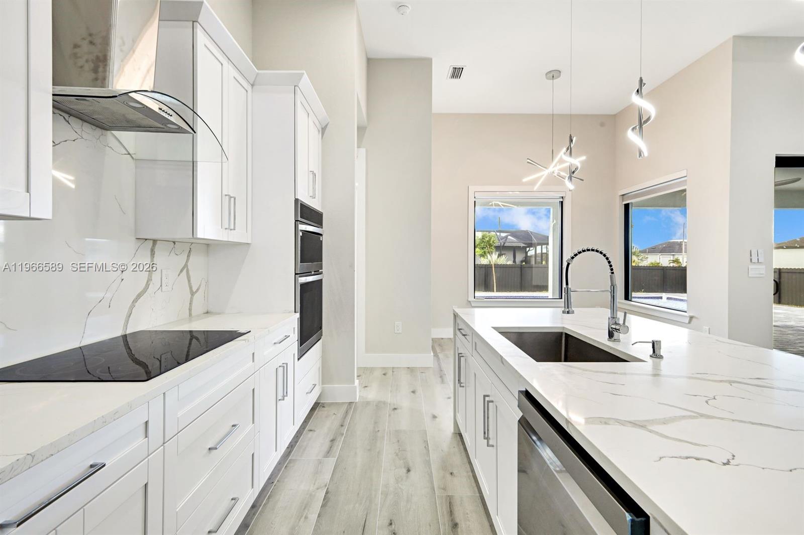 1020 Nw 33rd Pl Cape Coral, FL 33993