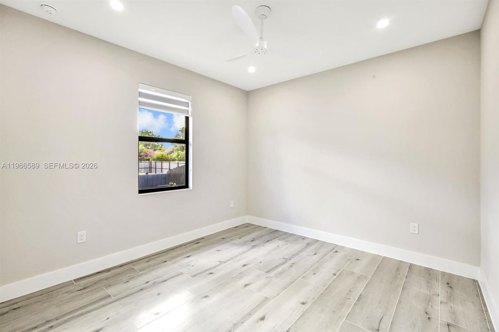 1020 Nw 33rd Pl Cape Coral, FL 33993