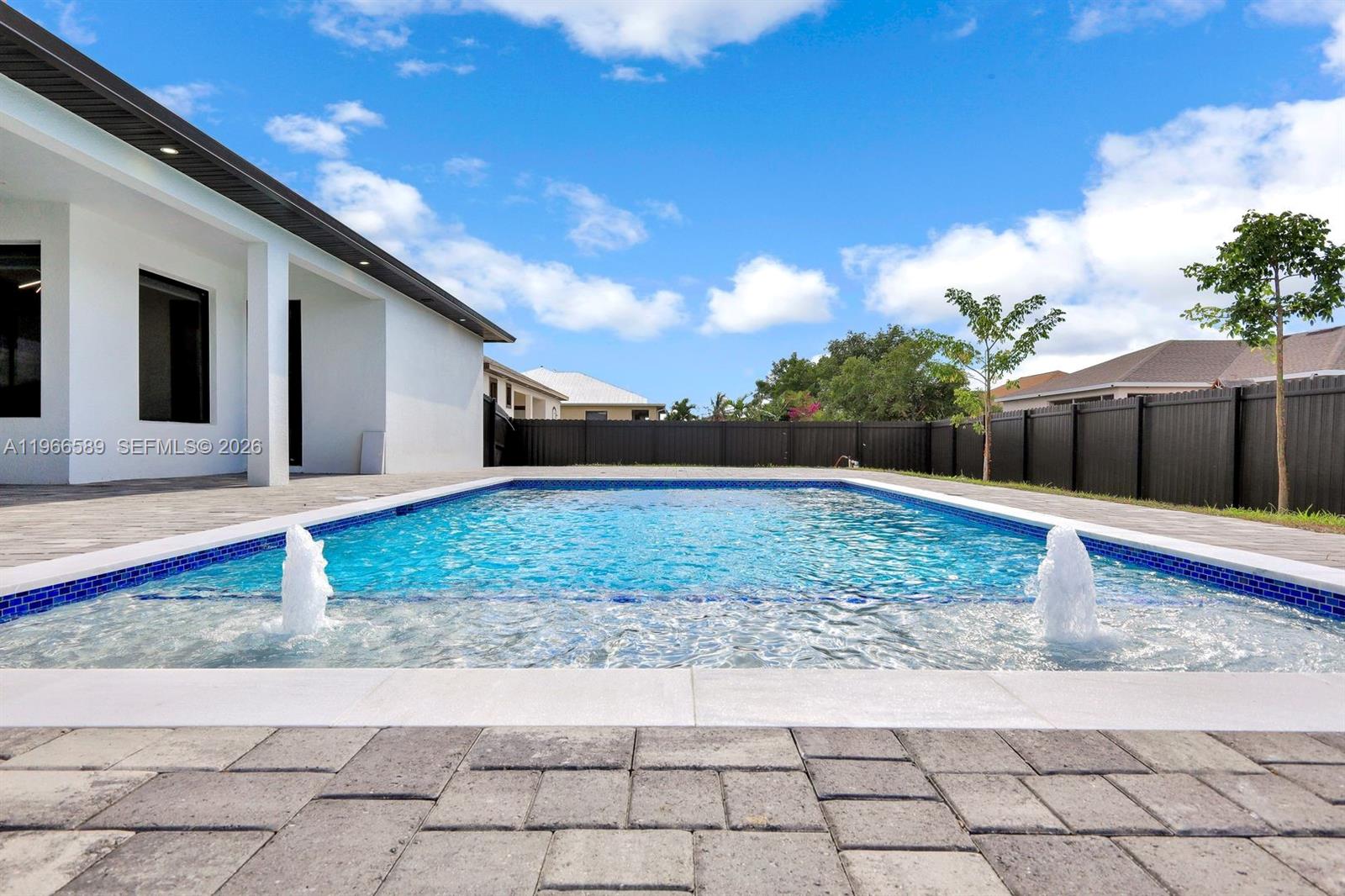 1020 Nw 33rd Pl Cape Coral, FL 33993