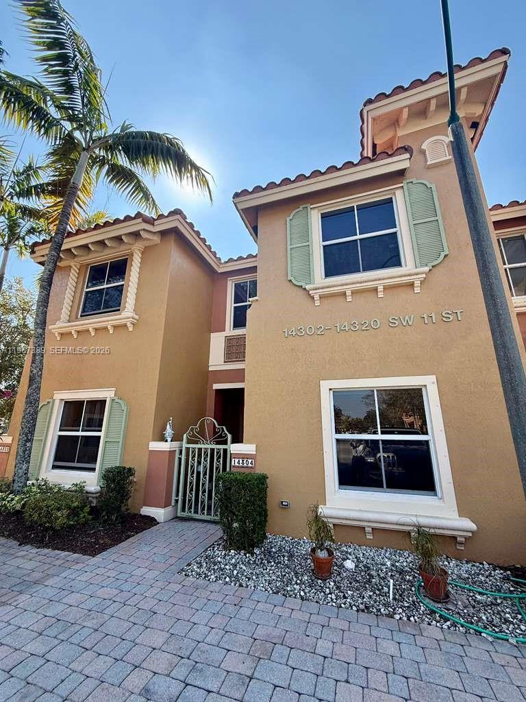 14304 SW 11th St #1102