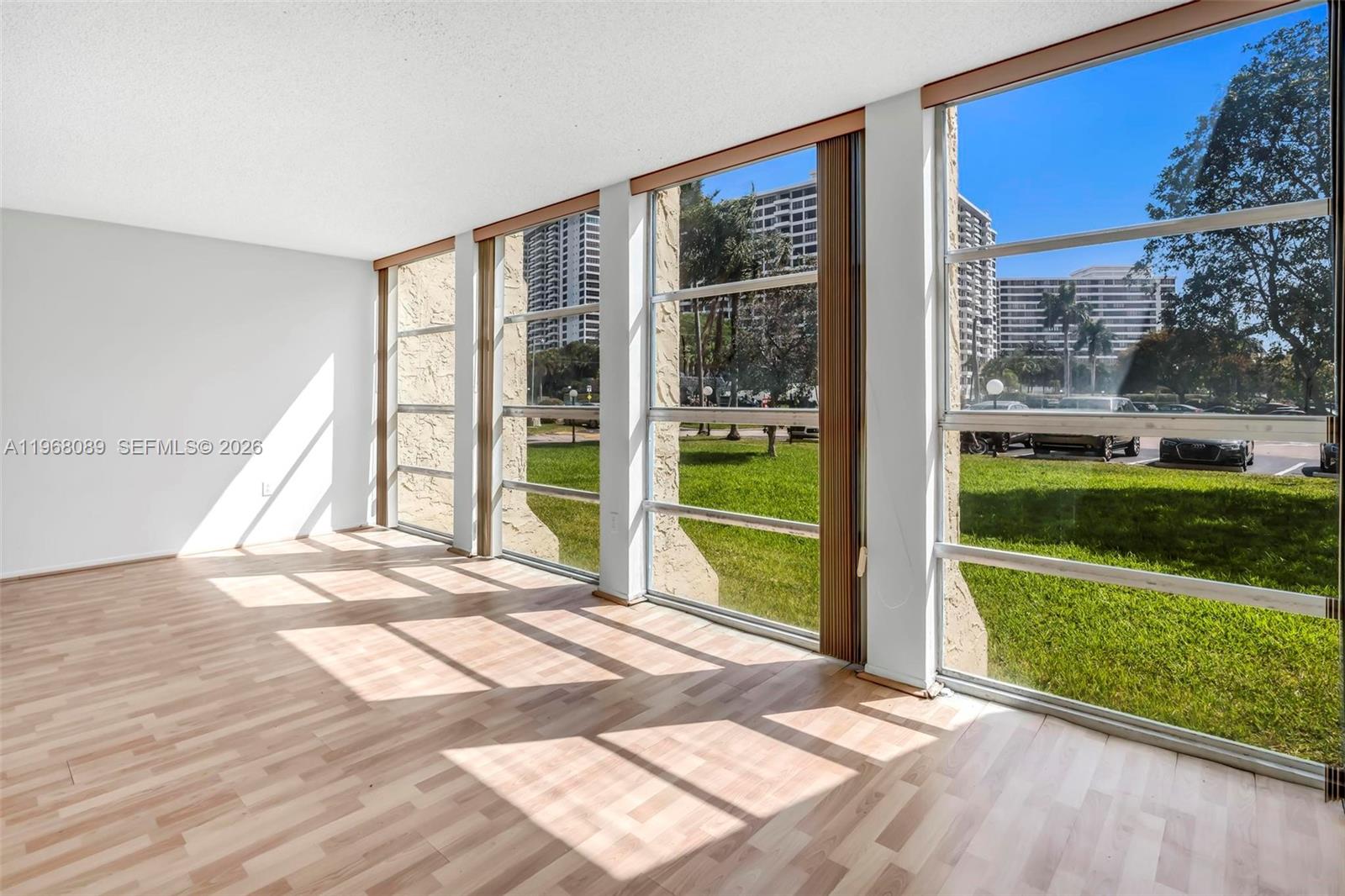 801 Three Iss Blvd #111 Hallandale Beach, FL 33009