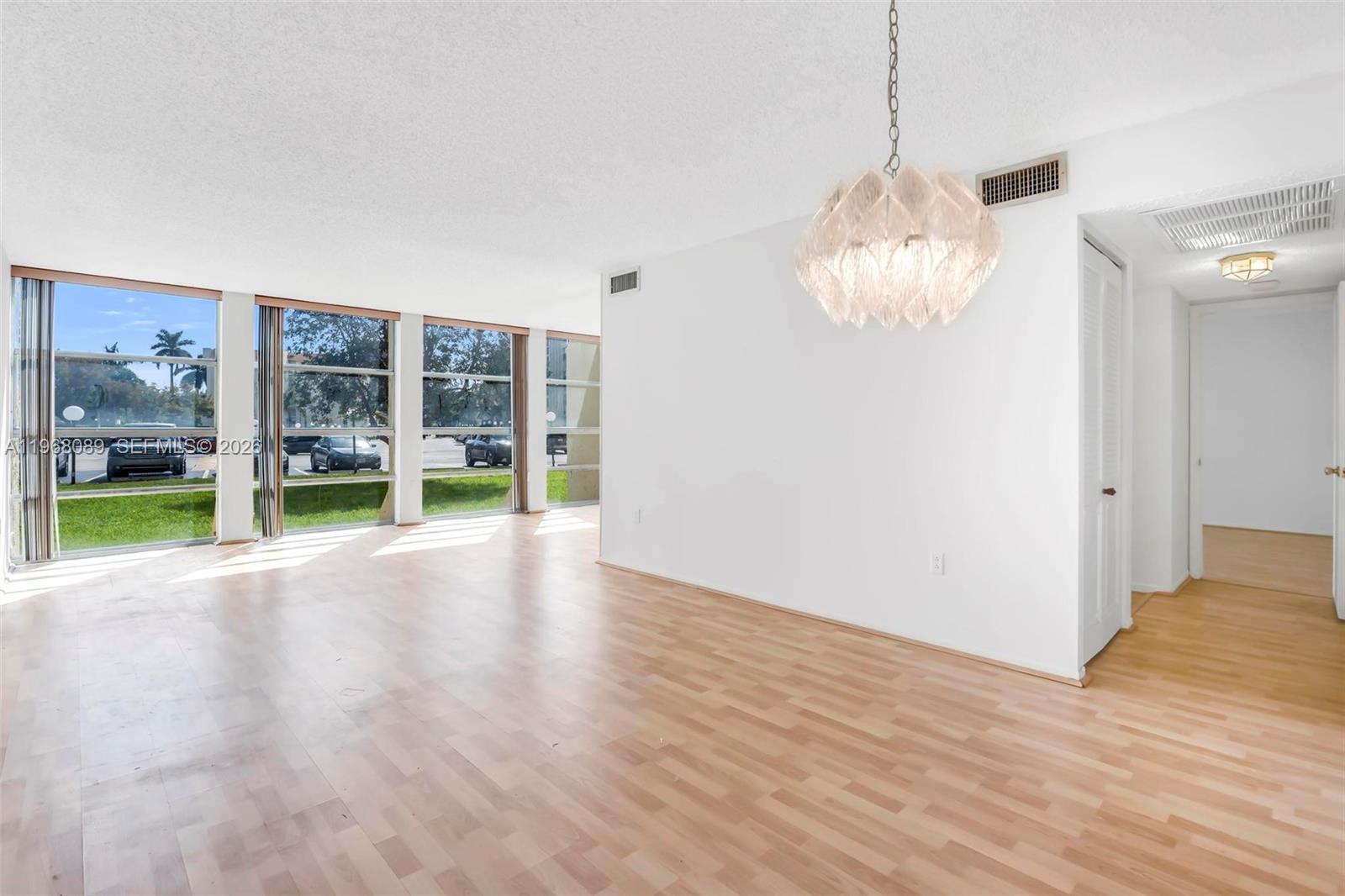 801 Three Iss Blvd #111 Hallandale Beach, FL 33009