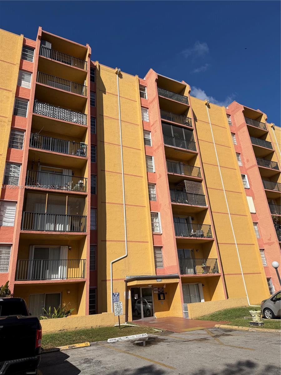 4801 NW 7th St #607-16