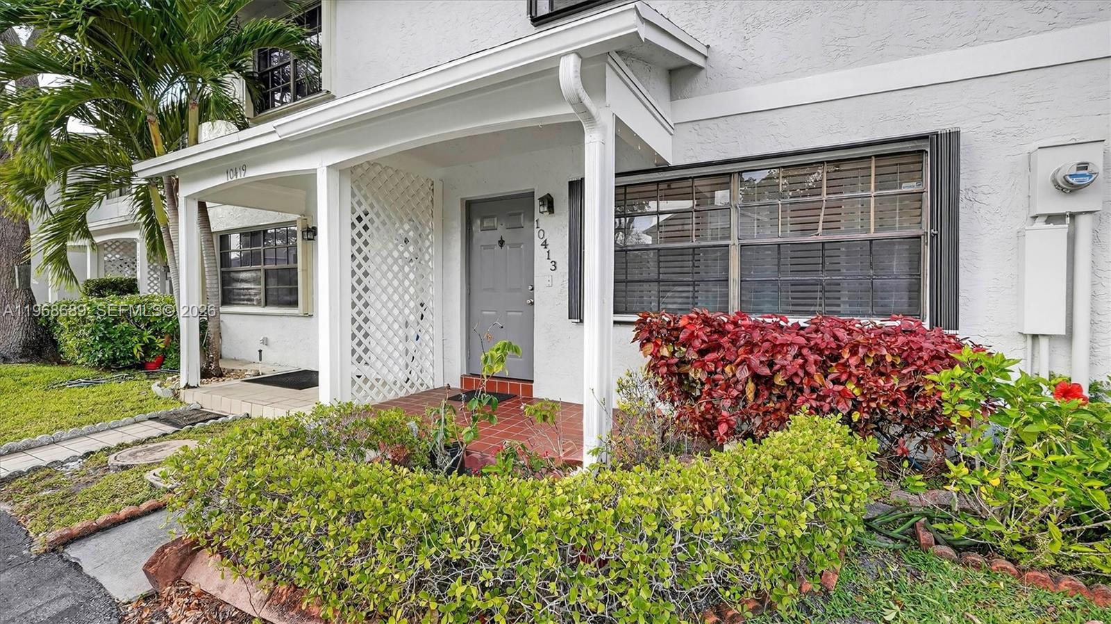 10413 NW 6th St Pembroke Pines, FL 33026