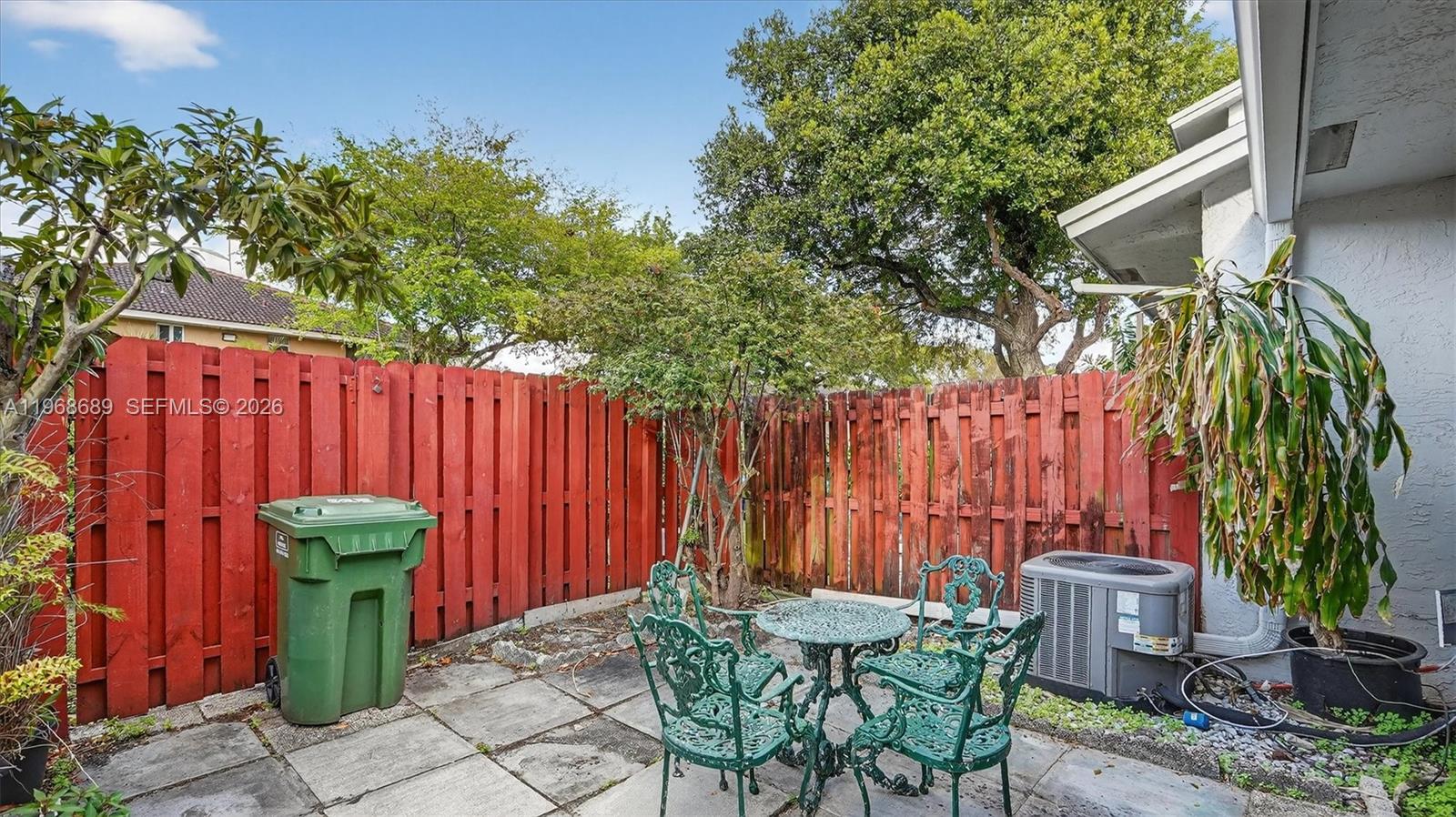 10413 NW 6th St Pembroke Pines, FL 33026