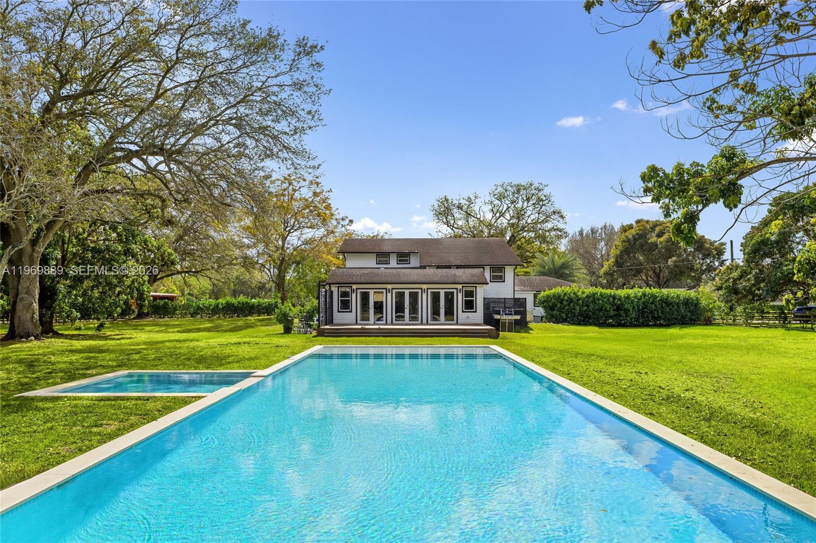 18301 SW 50th St Southwest Ranches, FL 33331