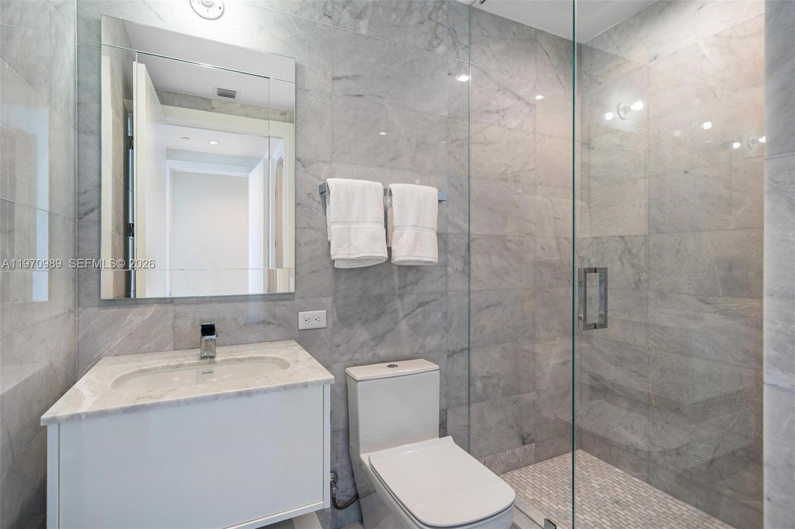 image Turnberry Ocean Club39