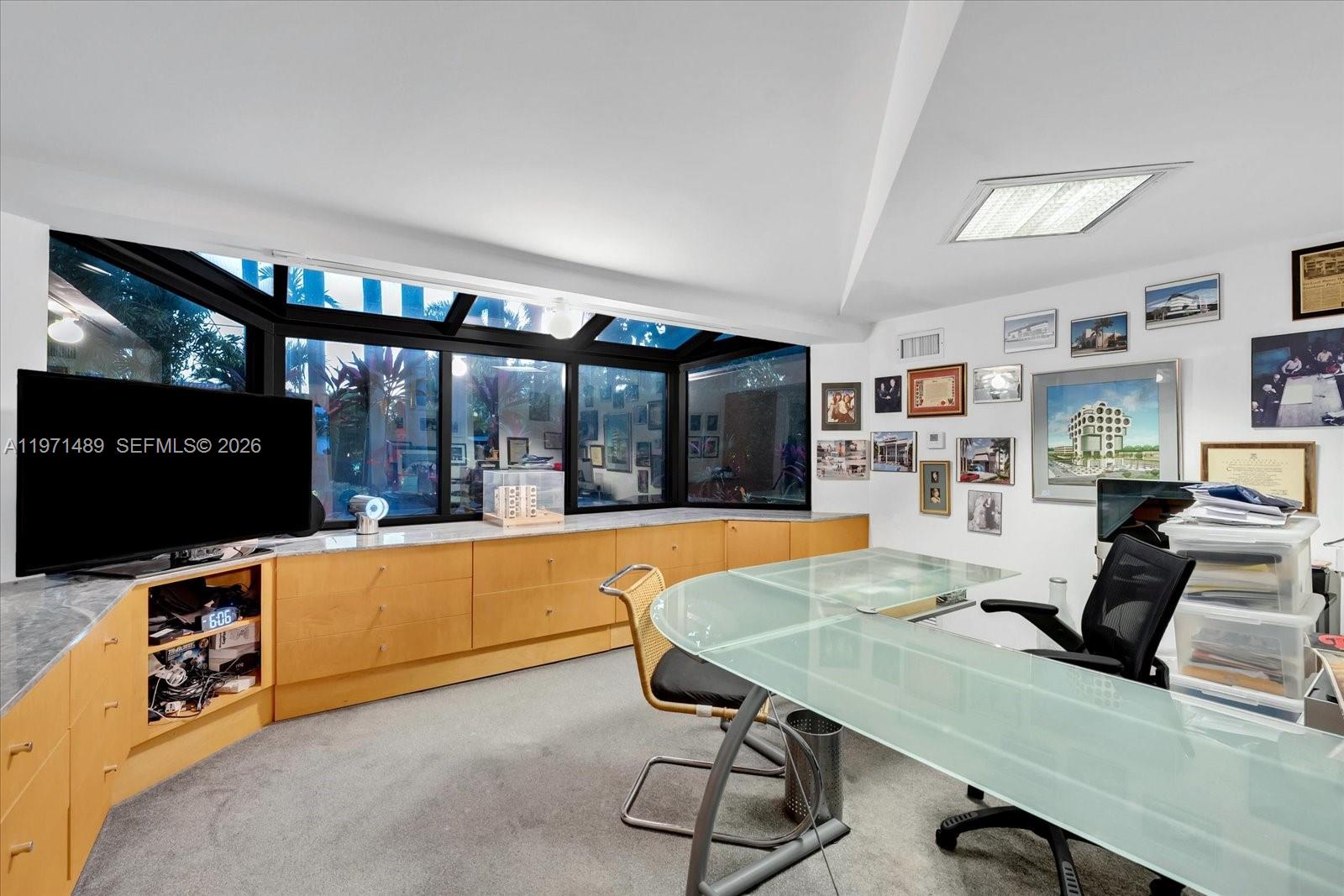 279 N Hibiscus Dr Miami Beach, FL 33139