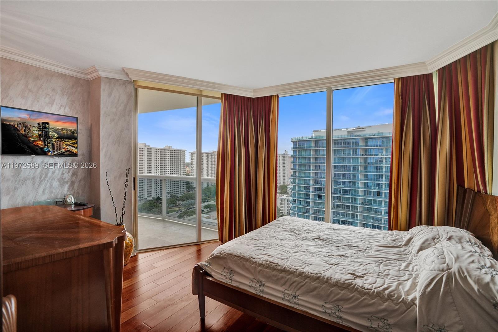 17555 Collins Ave #1701 Sunny Isles Beach, FL 33160