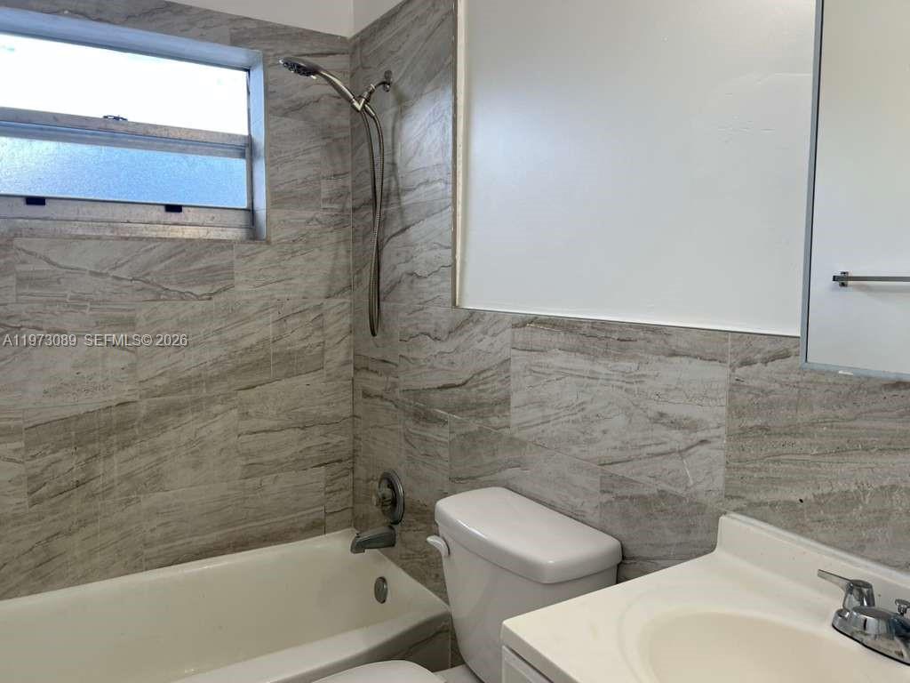 Undisclosed Address North Miami Beach, FL 33162