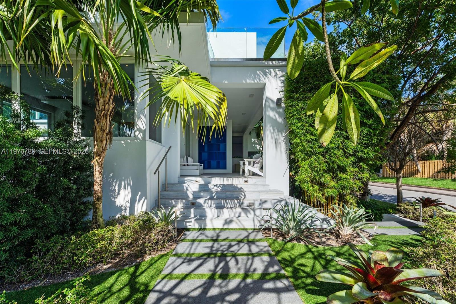 741 Harbor Dr Key Biscayne, FL 33149