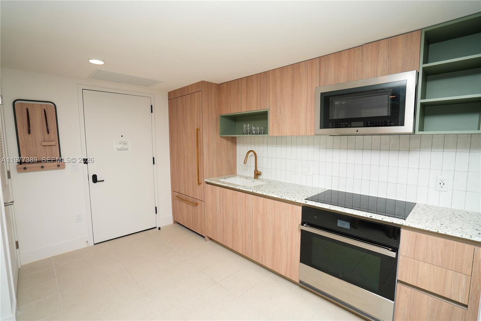 159 NE 6th St #3713 Miami, FL 33132