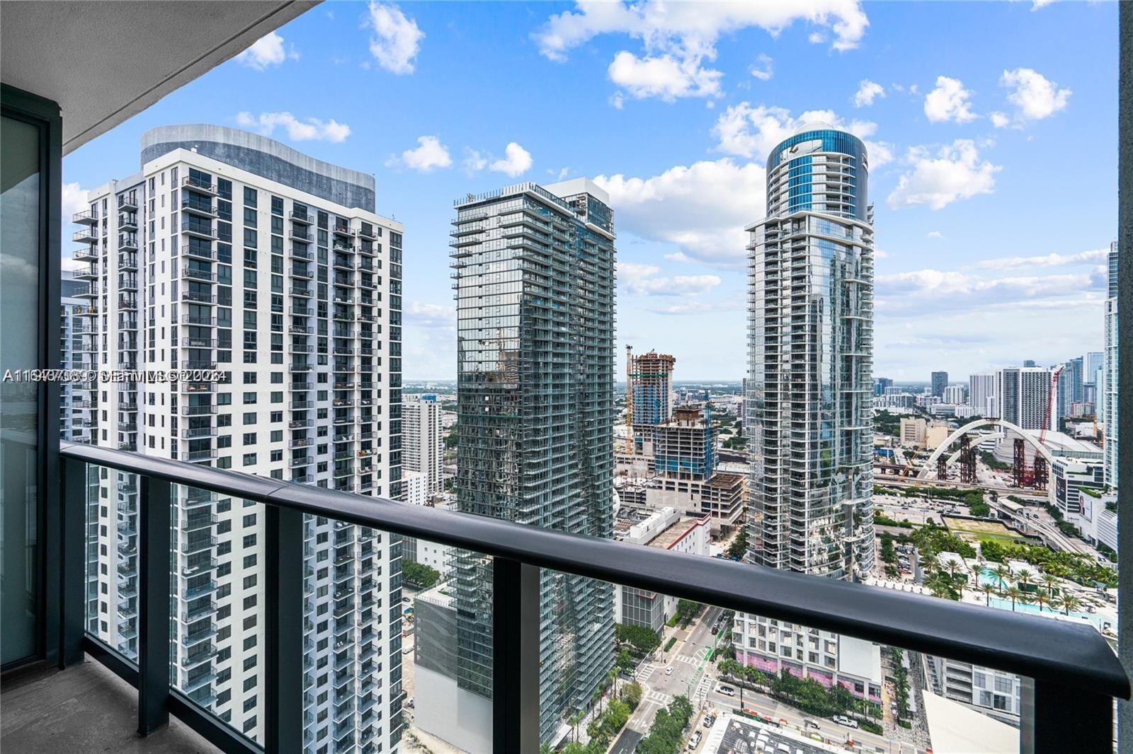 159 NE 6th St #3713 Miami, FL 33132