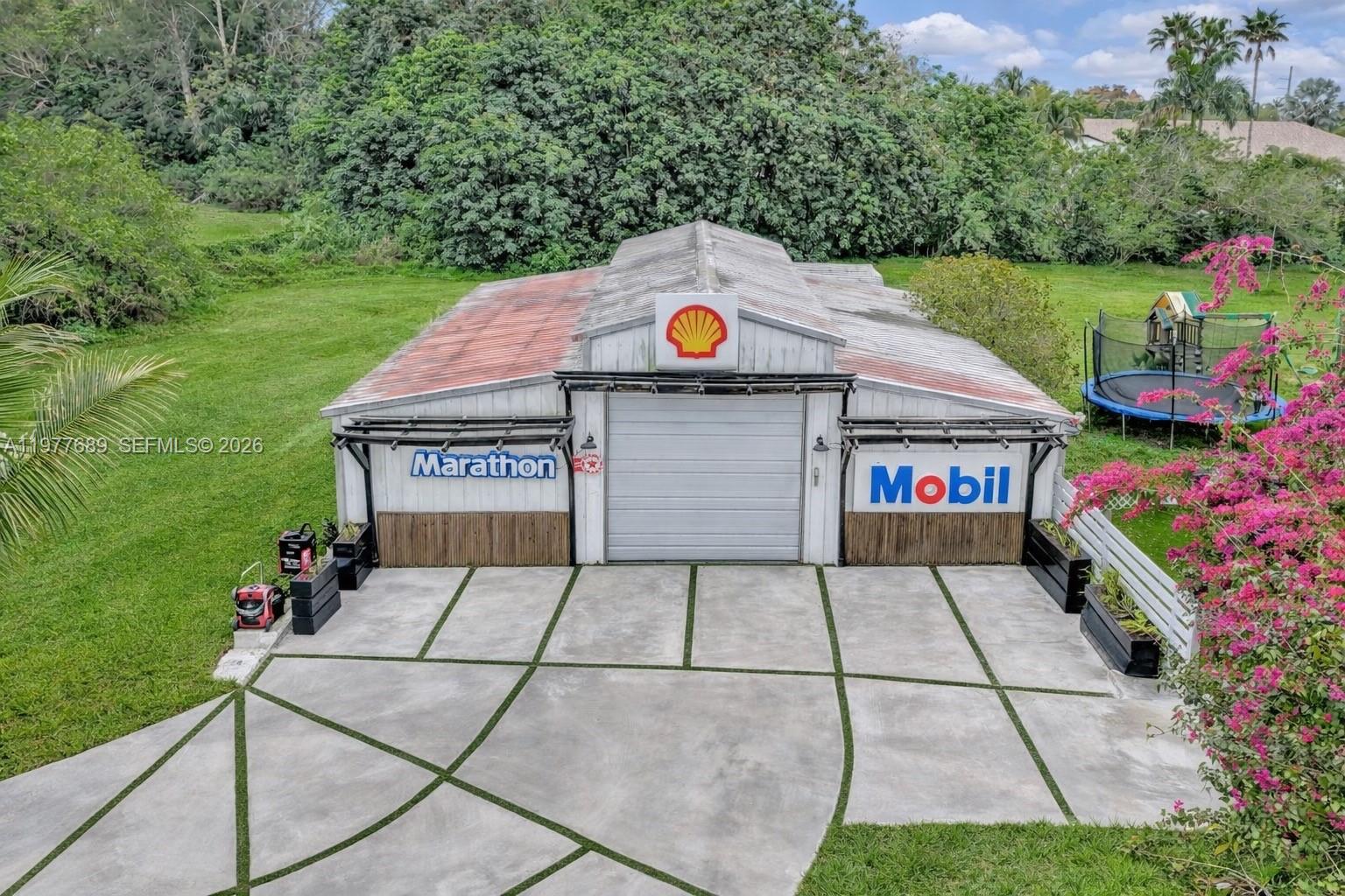 18950 SW 50th St Southwest Ranches, FL 33332