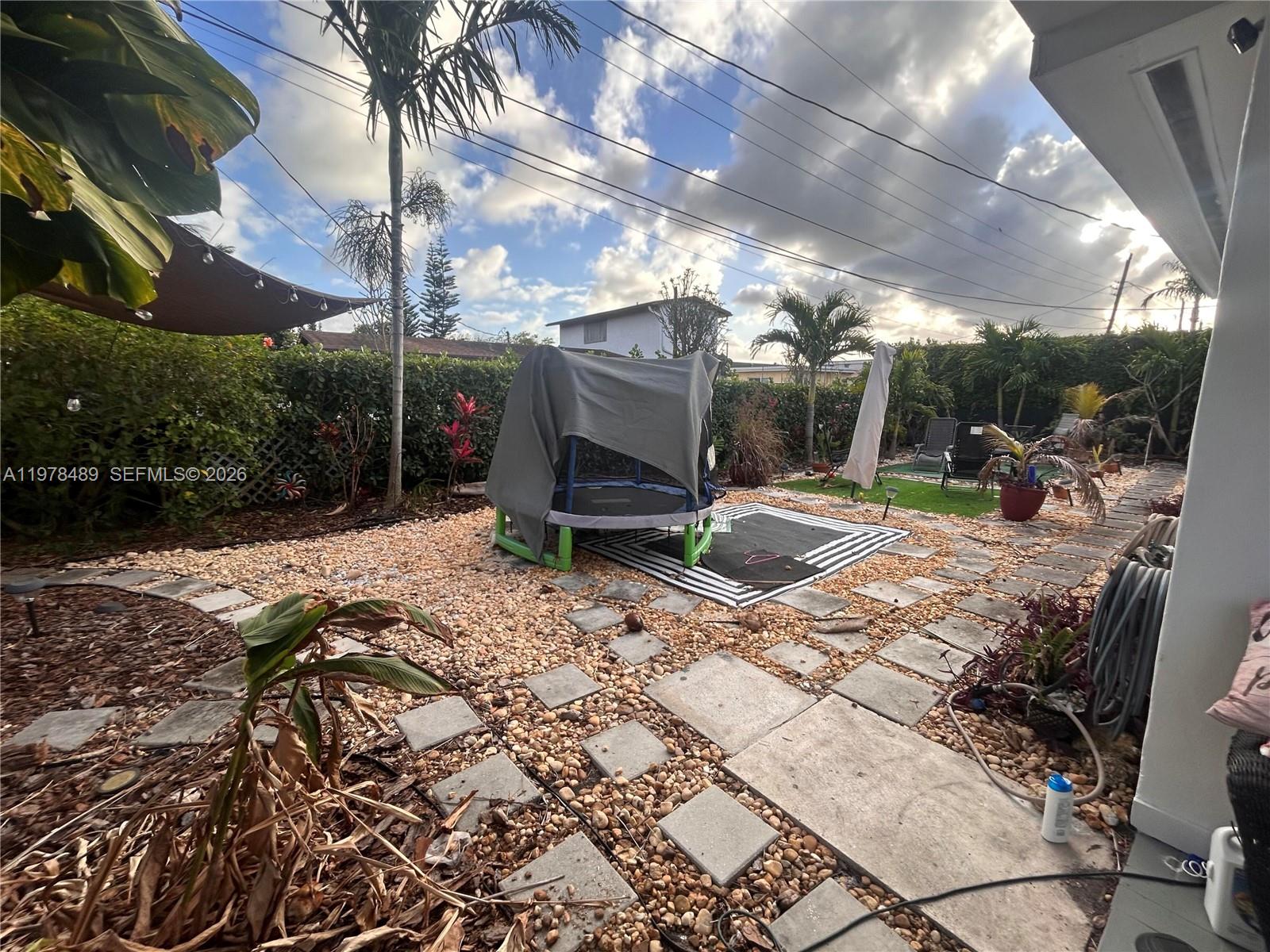 9510 SW 29th St Miami, FL 33165