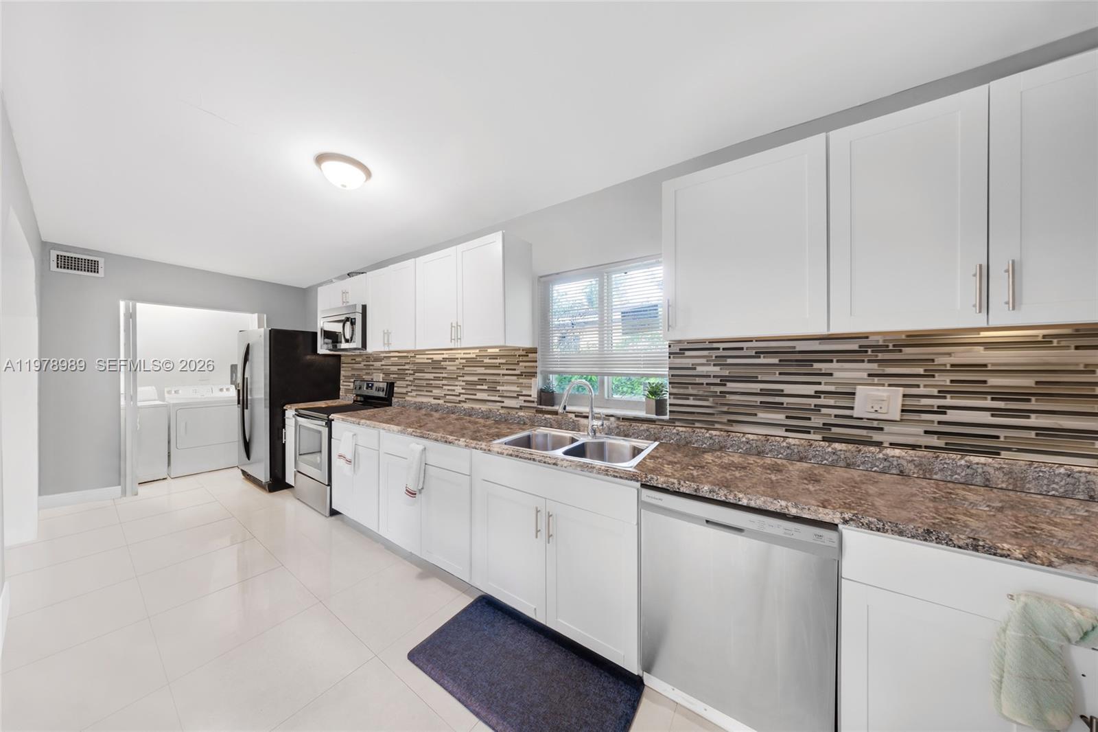 12090 NW 12th Ave North Miami, FL 33168