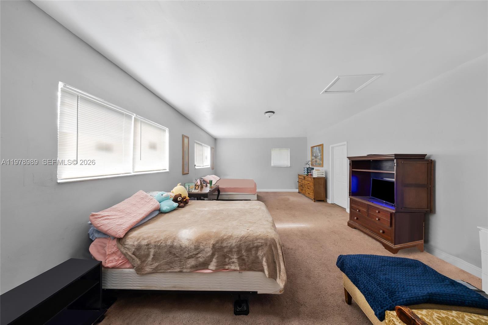 12090 NW 12th Ave North Miami, FL 33168