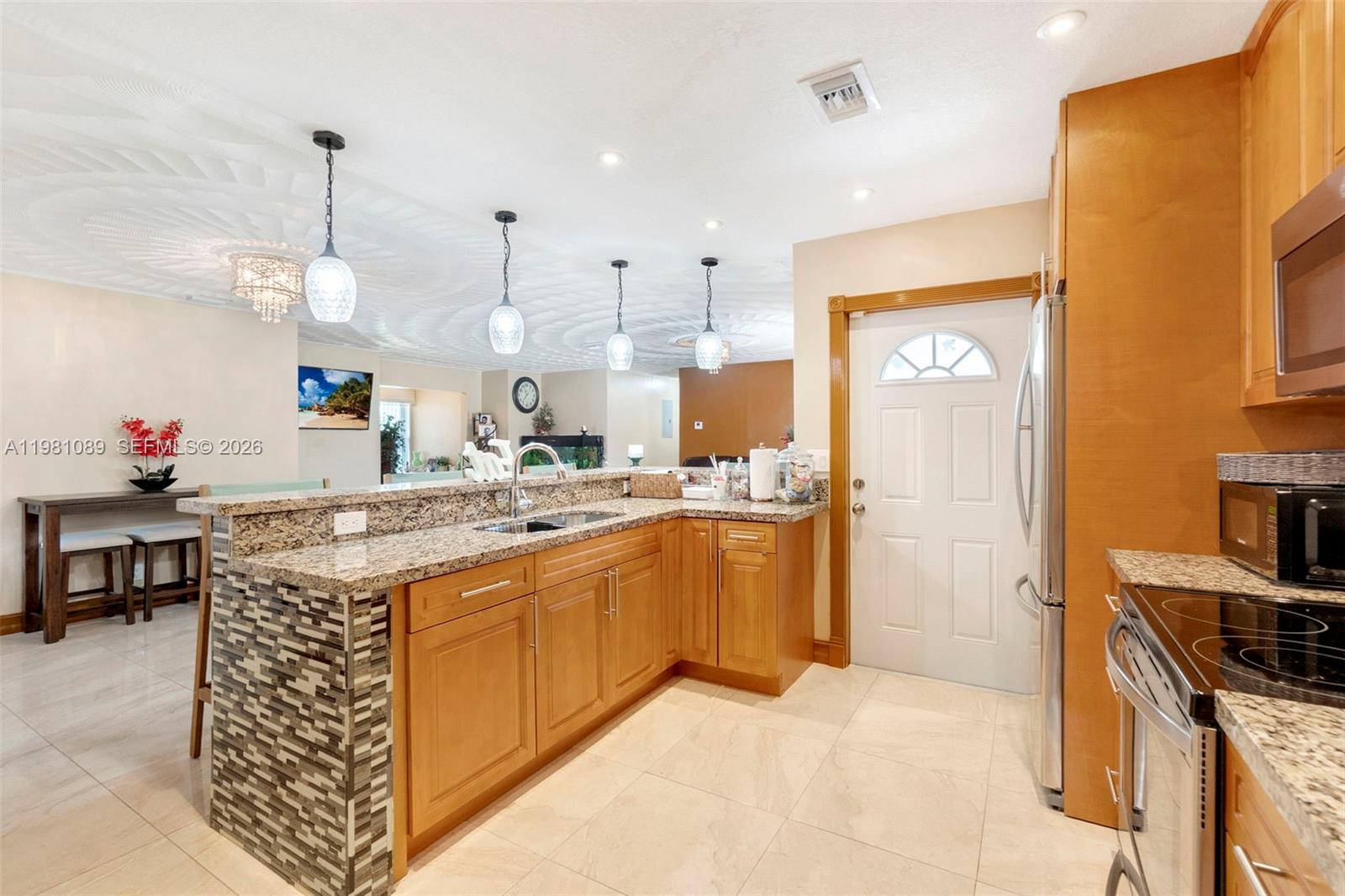 2140 NW 30th Way Fort Lauderdale, FL 33311