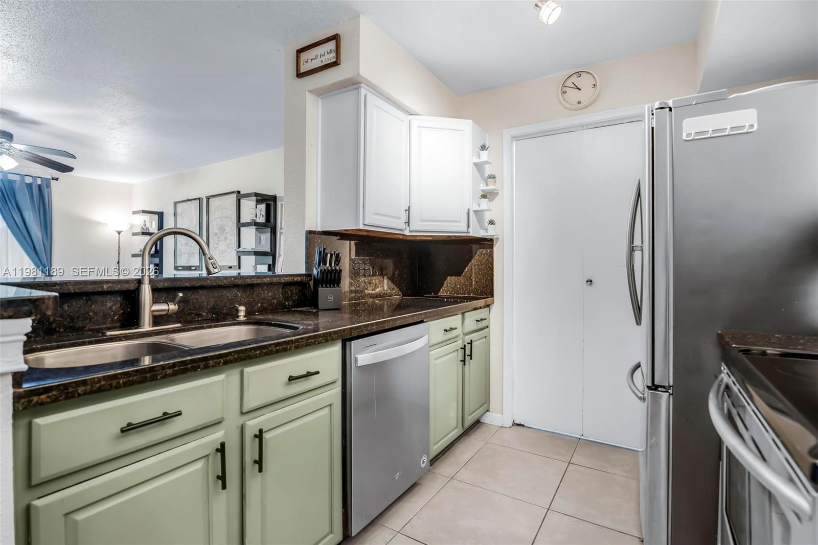 875 Riverside Dr #712 Coral Springs, FL 33071