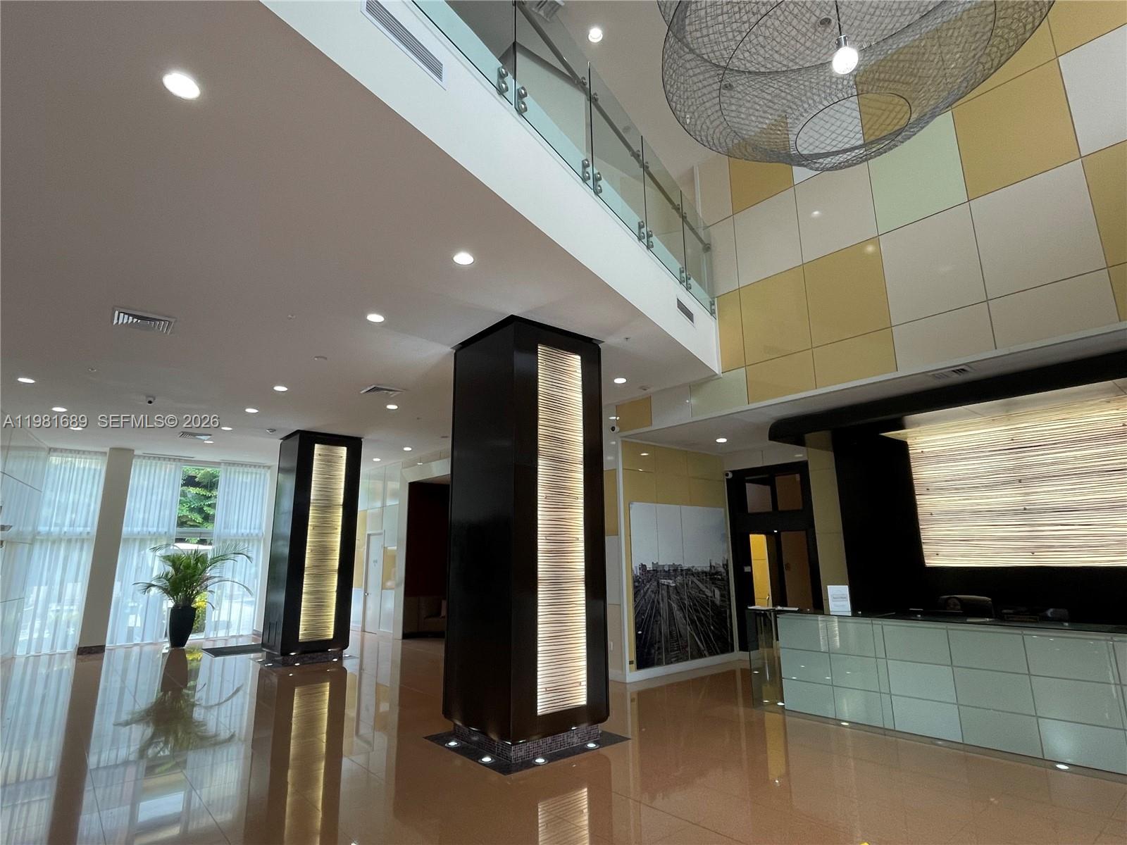 image The Venture at Aventura2