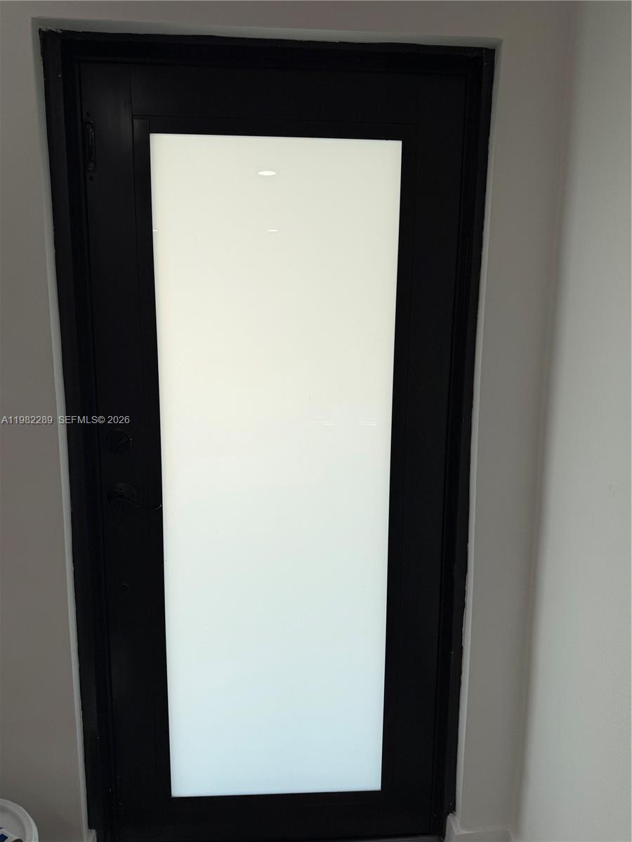 1014 W 66th St Hialeah, FL 33012