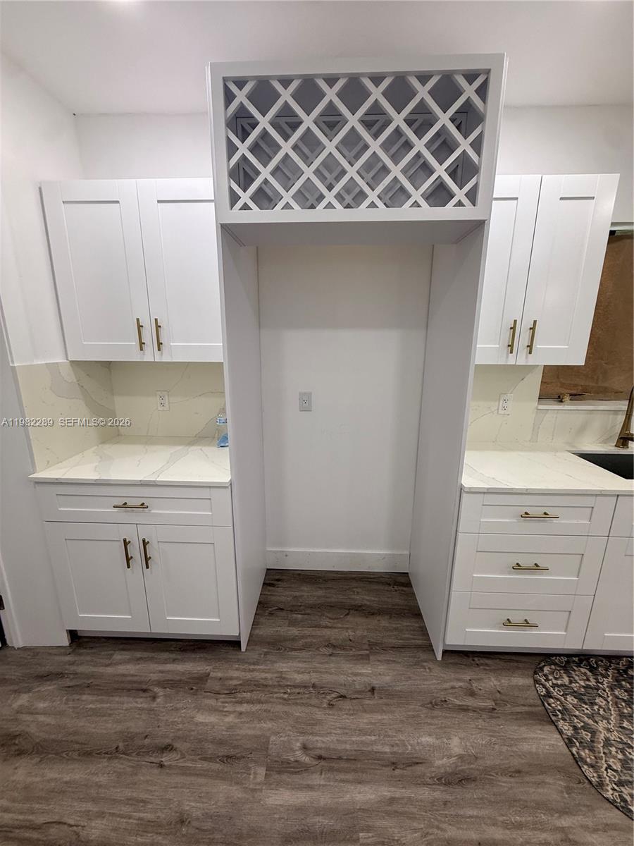 1014 W 66th St Hialeah, FL 33012