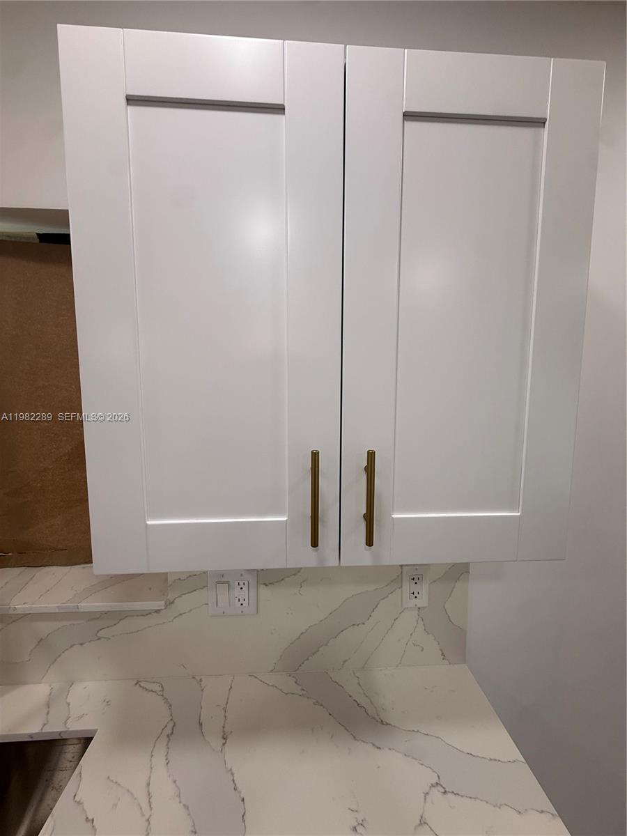 1014 W 66th St Hialeah, FL 33012