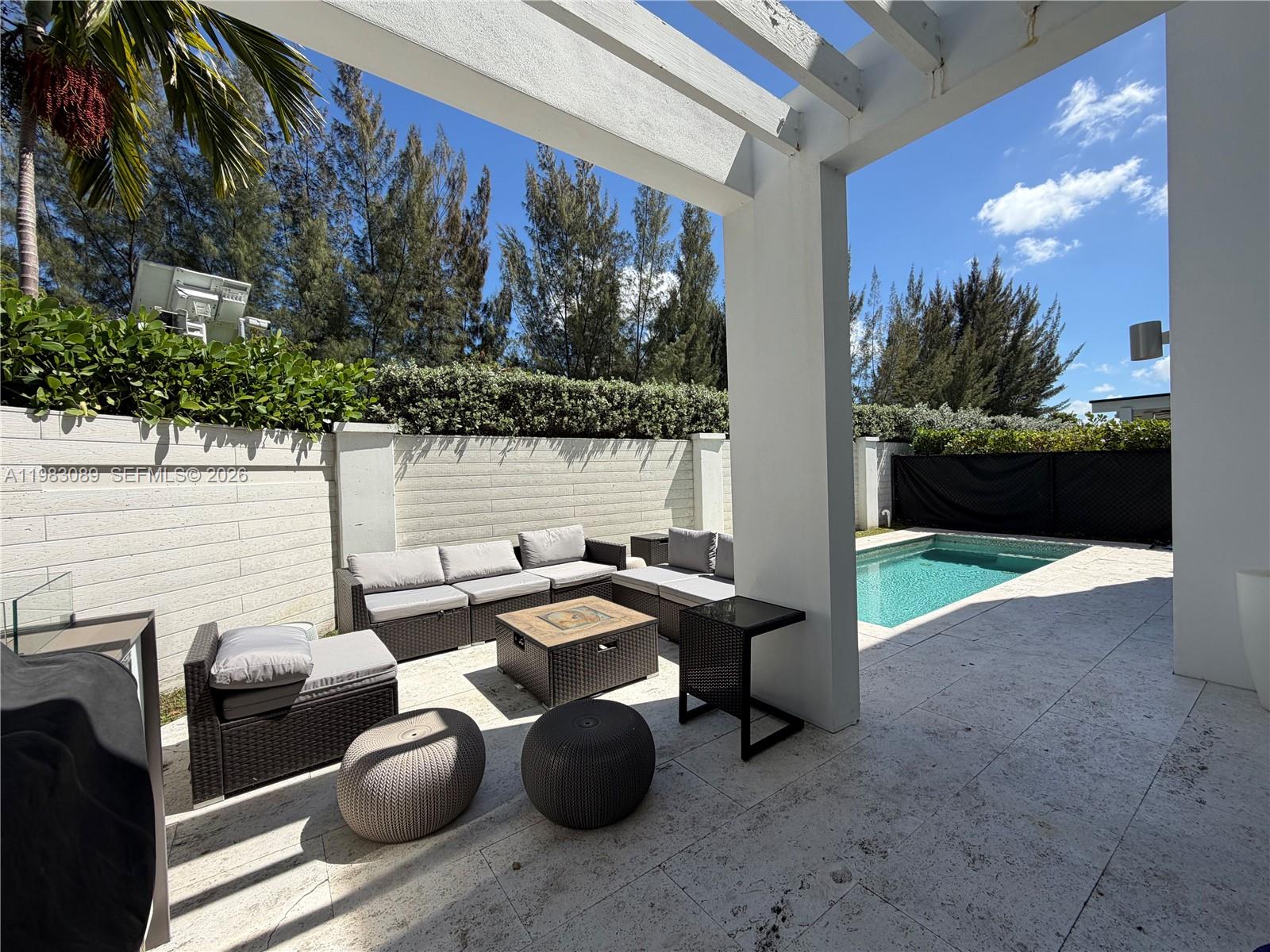 7475 NW 97th Ct Doral, FL 33178