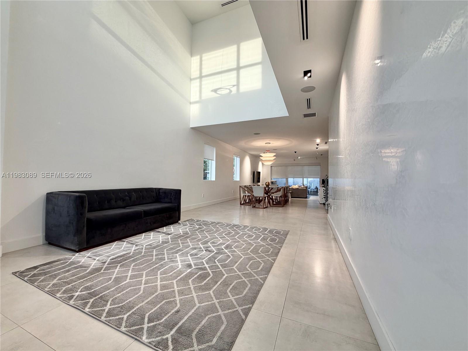 7475 NW 97th Ct Doral, FL 33178