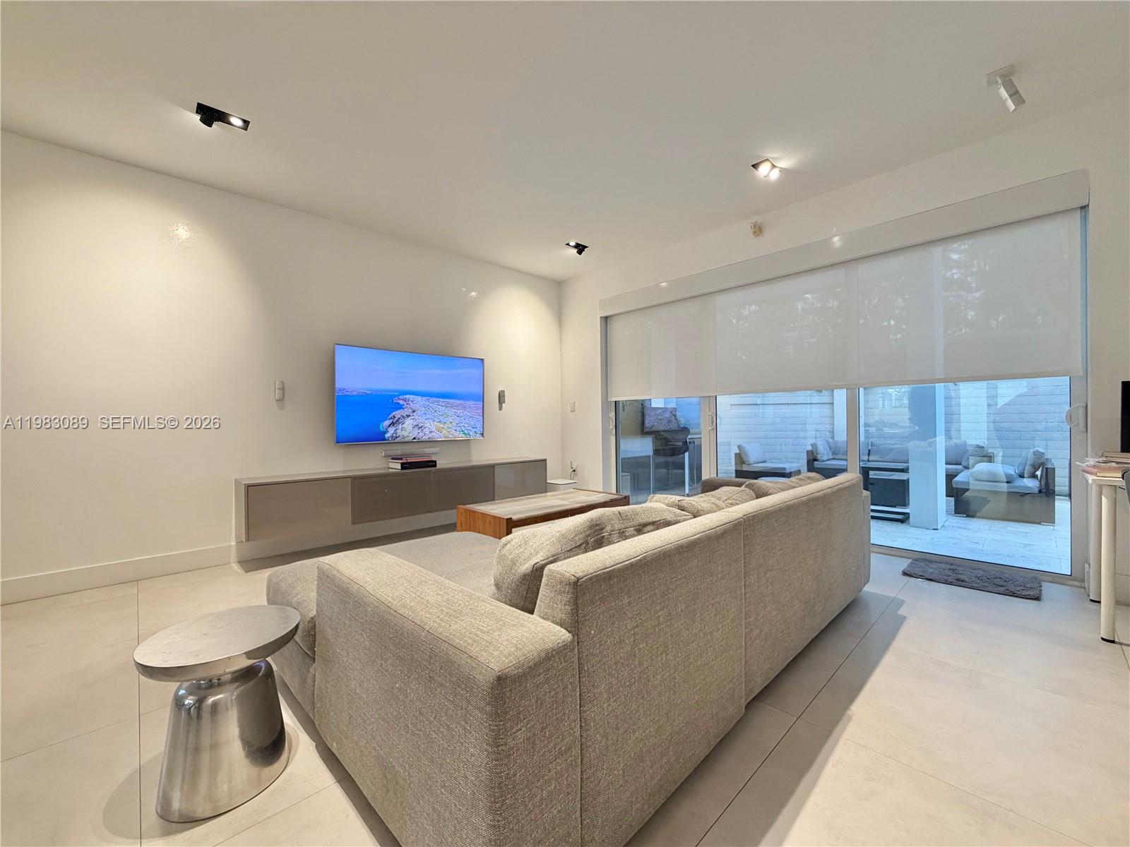 7475 NW 97th Ct Doral, FL 33178