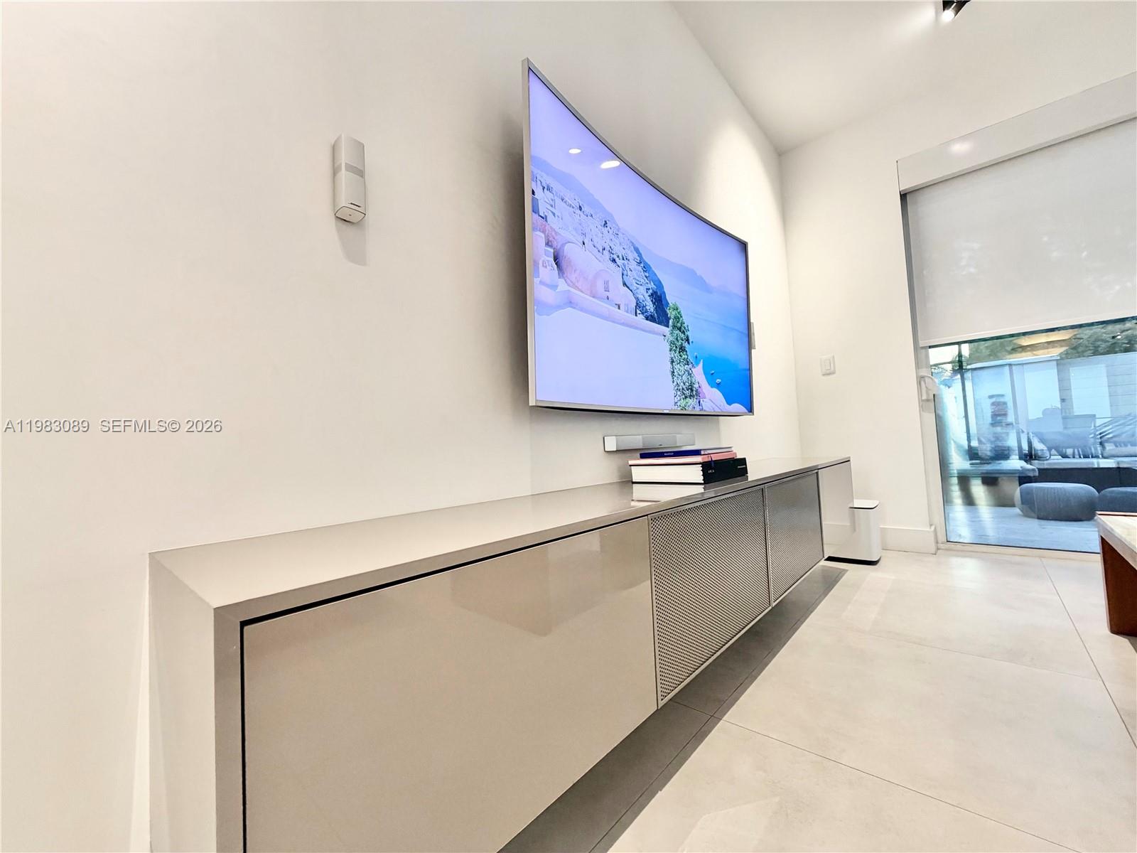 7475 NW 97th Ct Doral, FL 33178