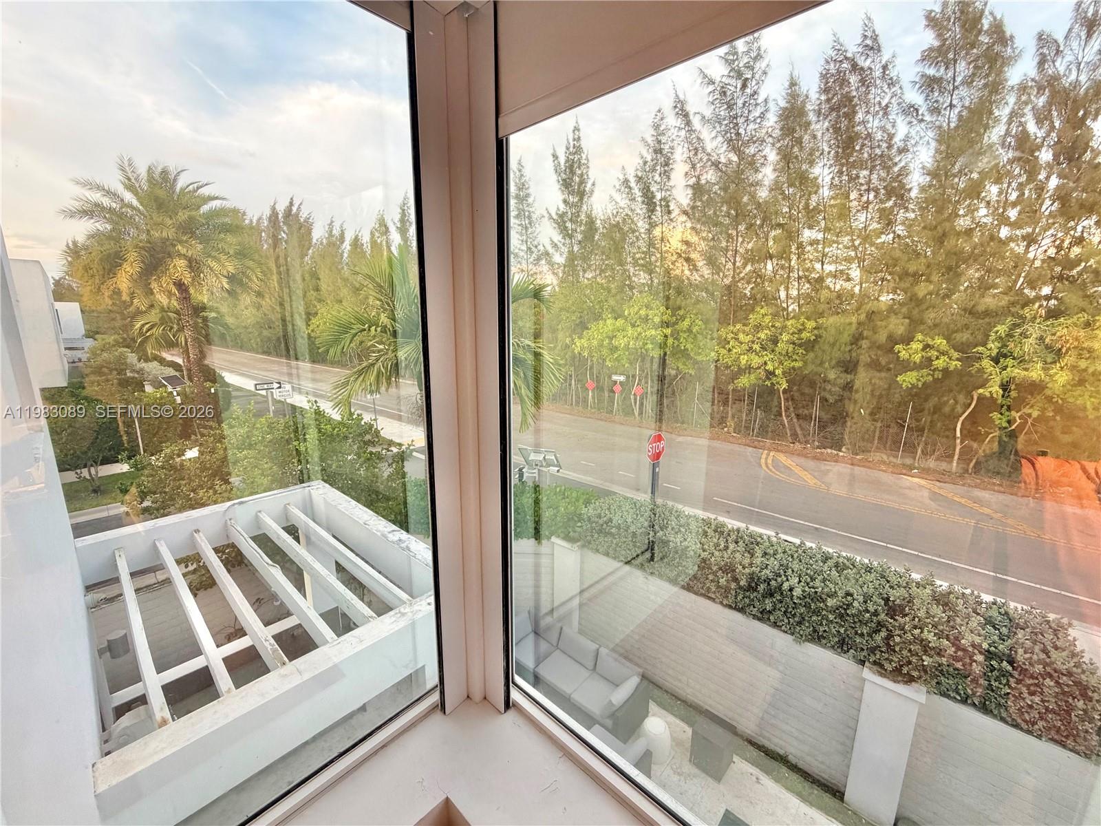 7475 NW 97th Ct Doral, FL 33178