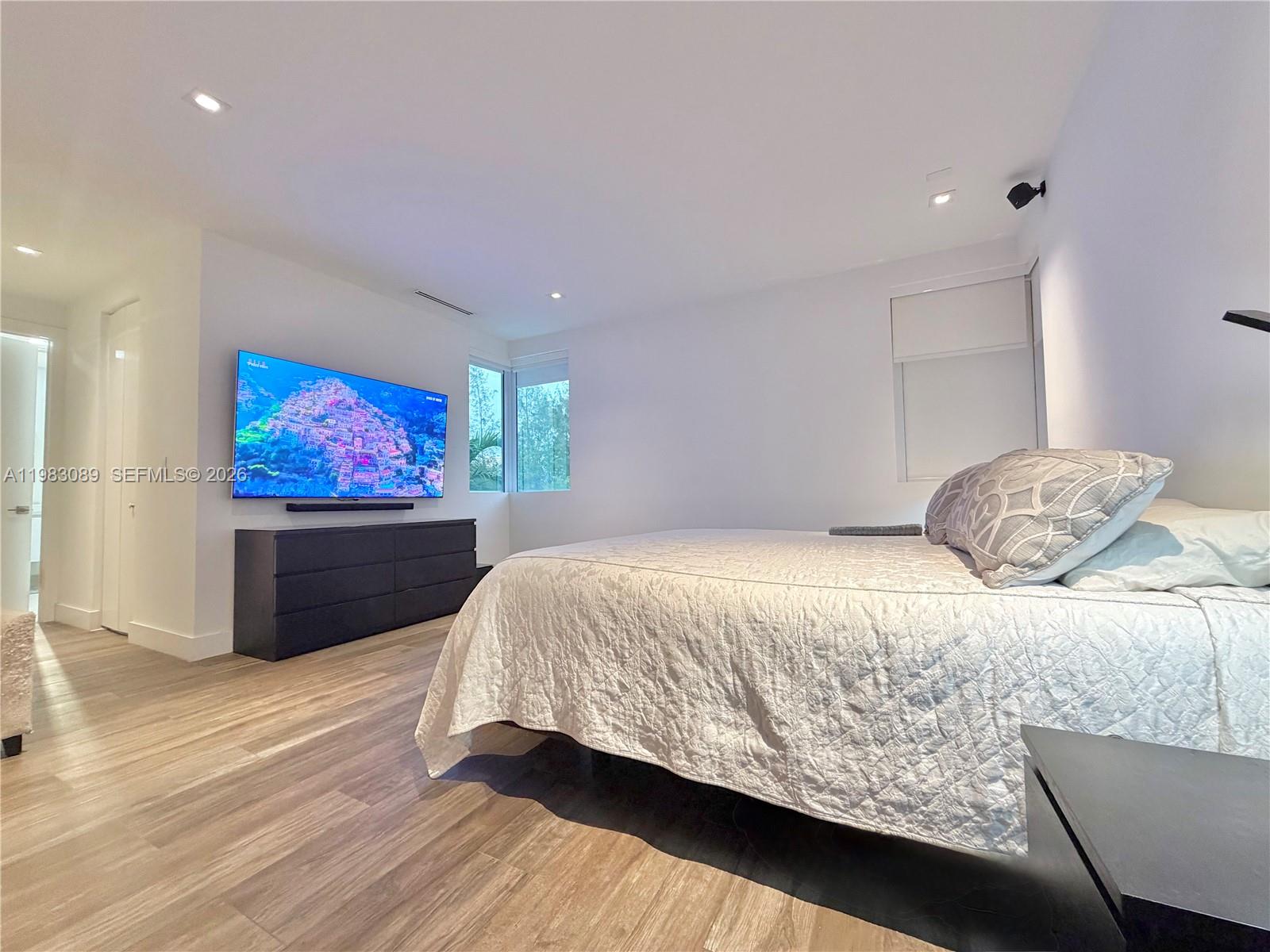 7475 NW 97th Ct Doral, FL 33178