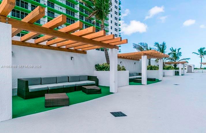 1750 N Bayshore Dr #1104 Miami, FL 33132