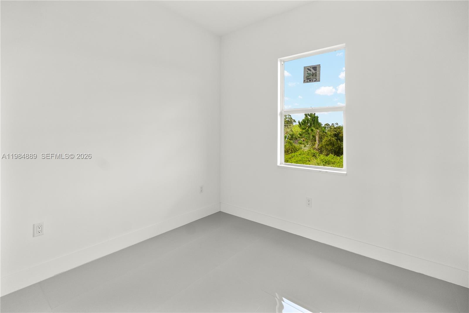 1027 Kirkwood St Lehigh Acres, FL 33974