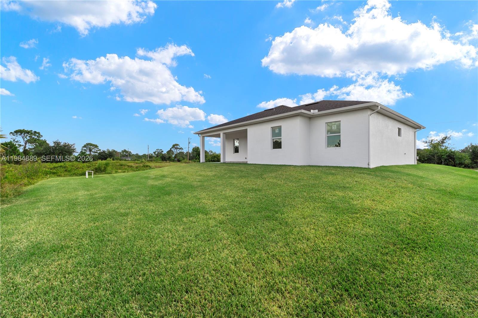 1027 Kirkwood St Lehigh Acres, FL 33974