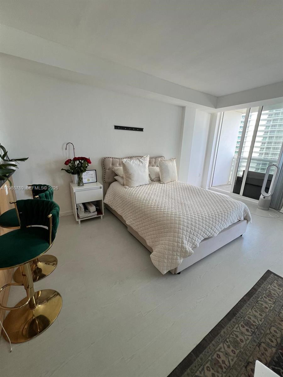 image Harbour House16