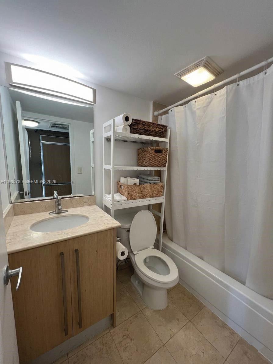 image Harbour House18