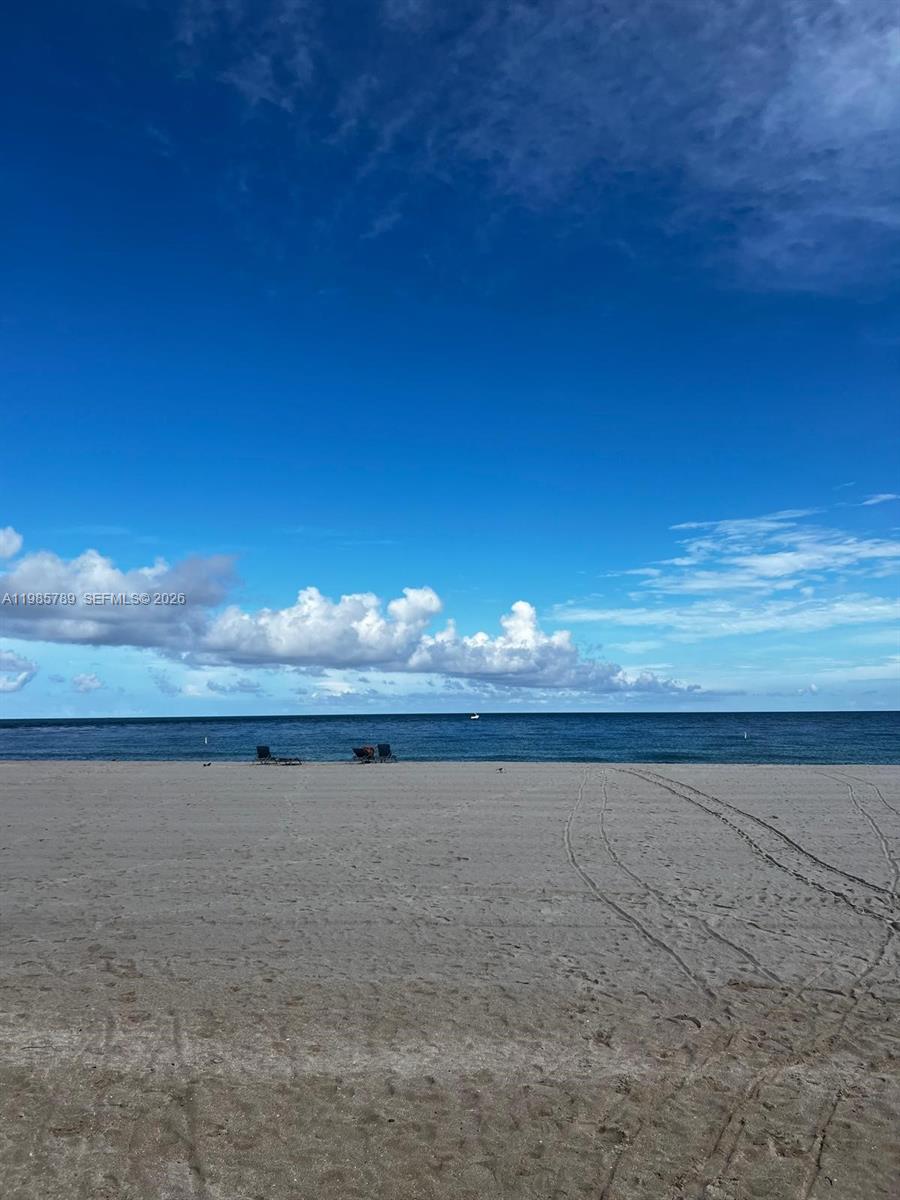 image Harbour House27