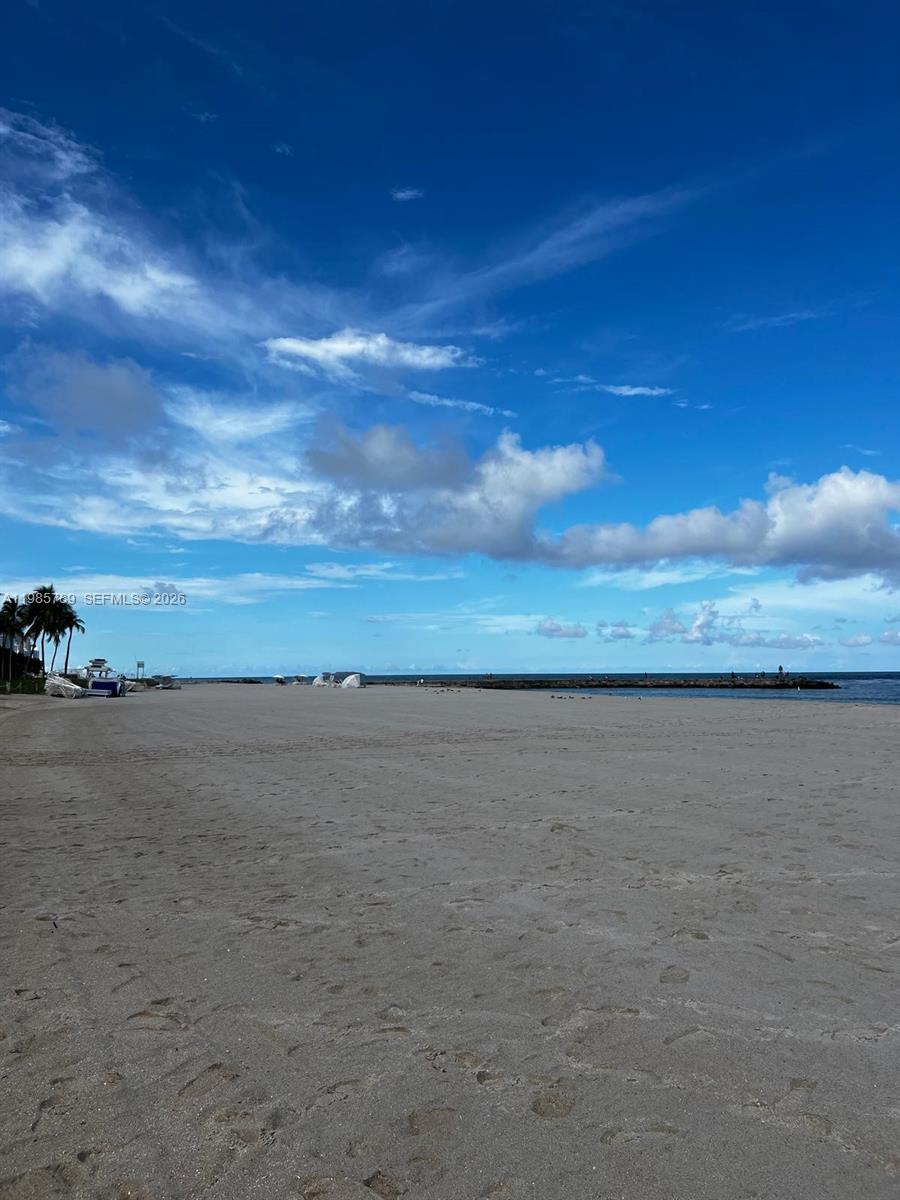 image Harbour House31