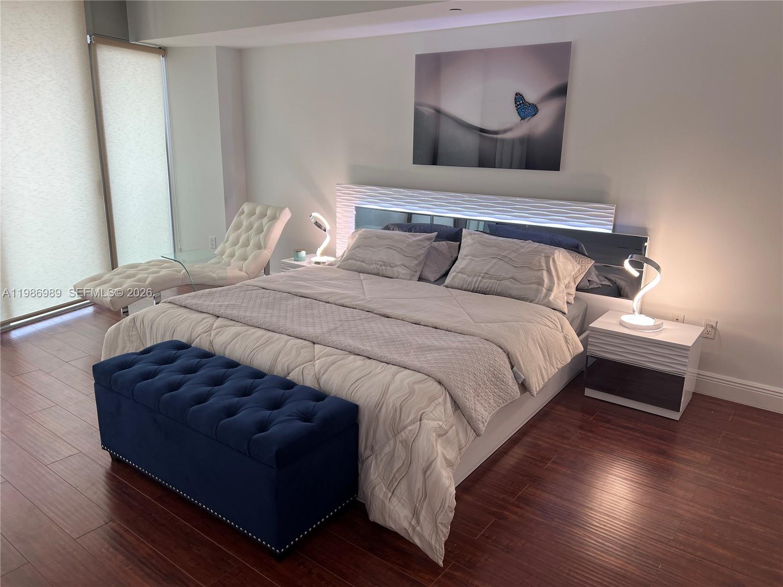 495 Brickell Ave #2707 Miami, FL 33131