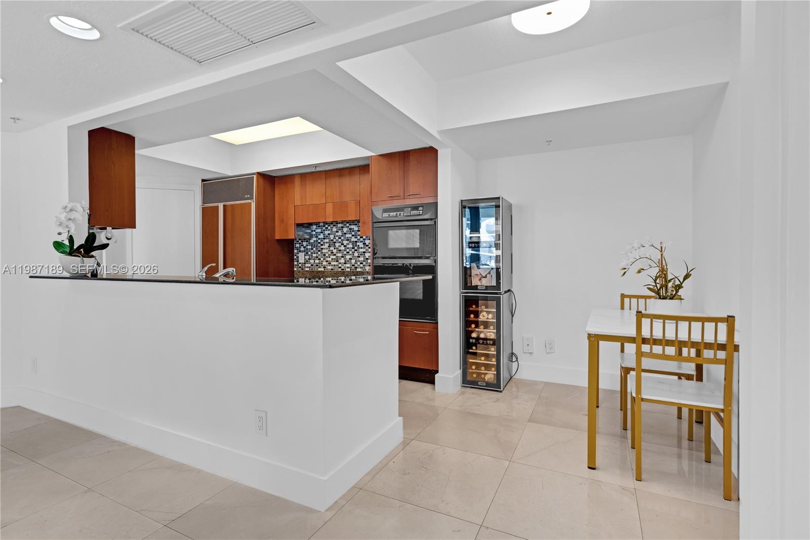 image 1500 Ocean Drive11