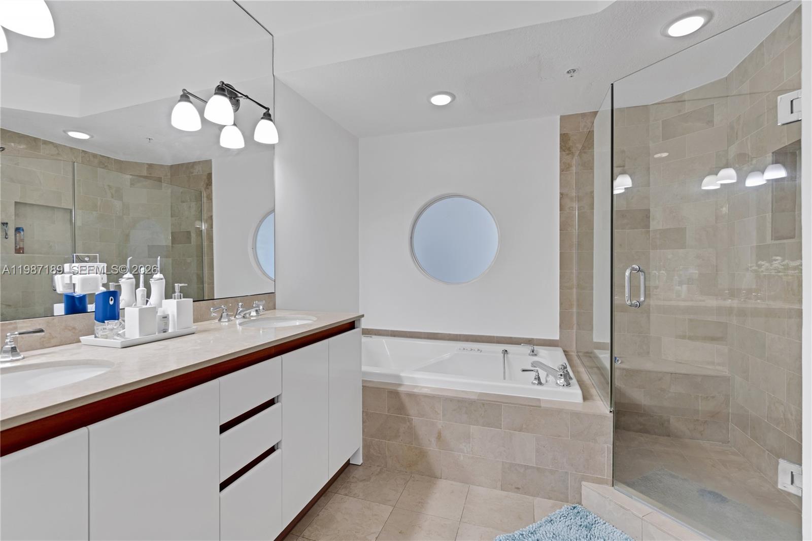 image 1500 Ocean Drive19
