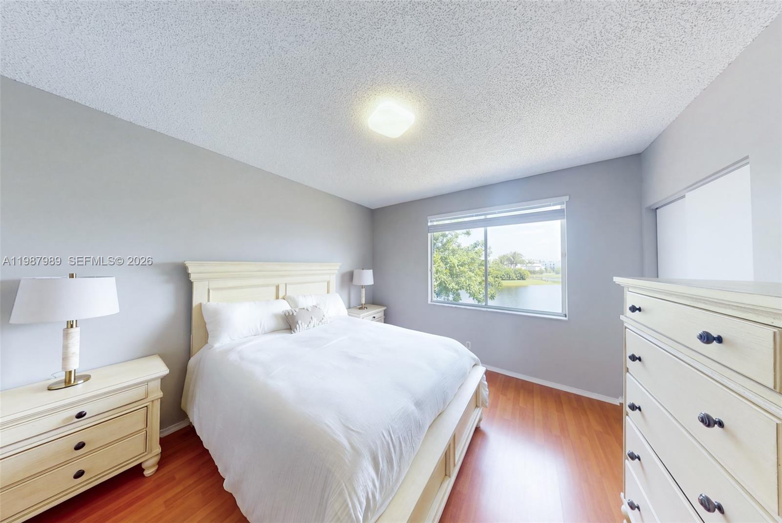 16635 Hemingway Dr Weston, FL 33326