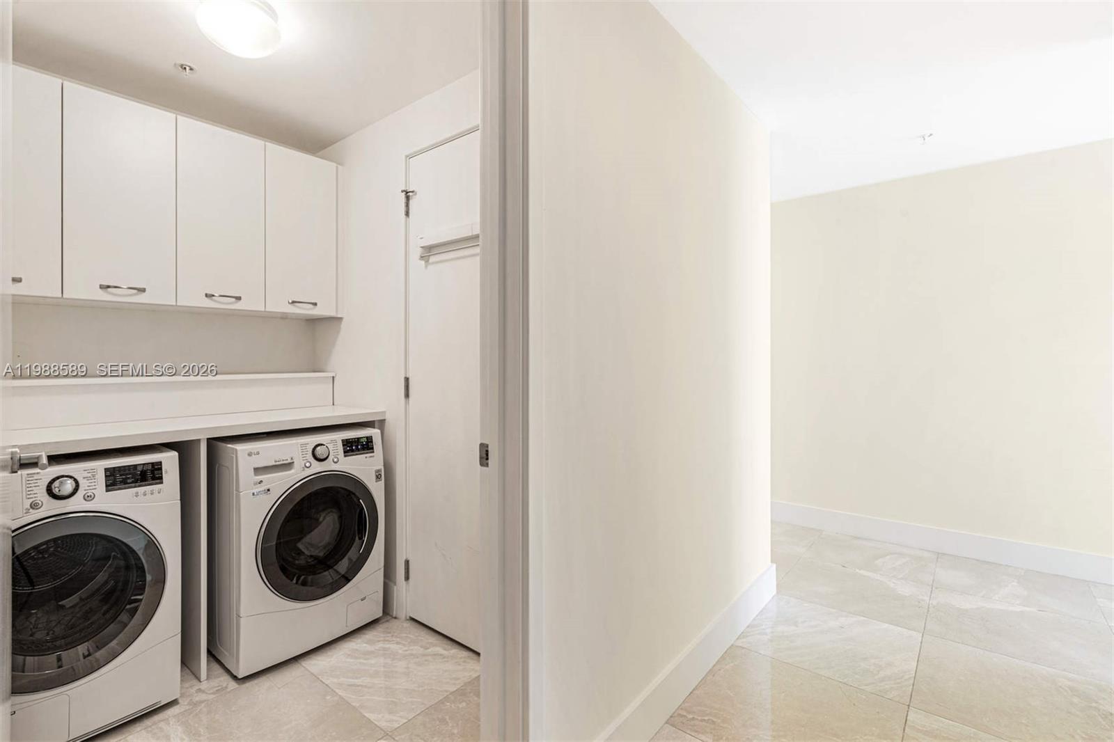 image The Carillon North Tower13