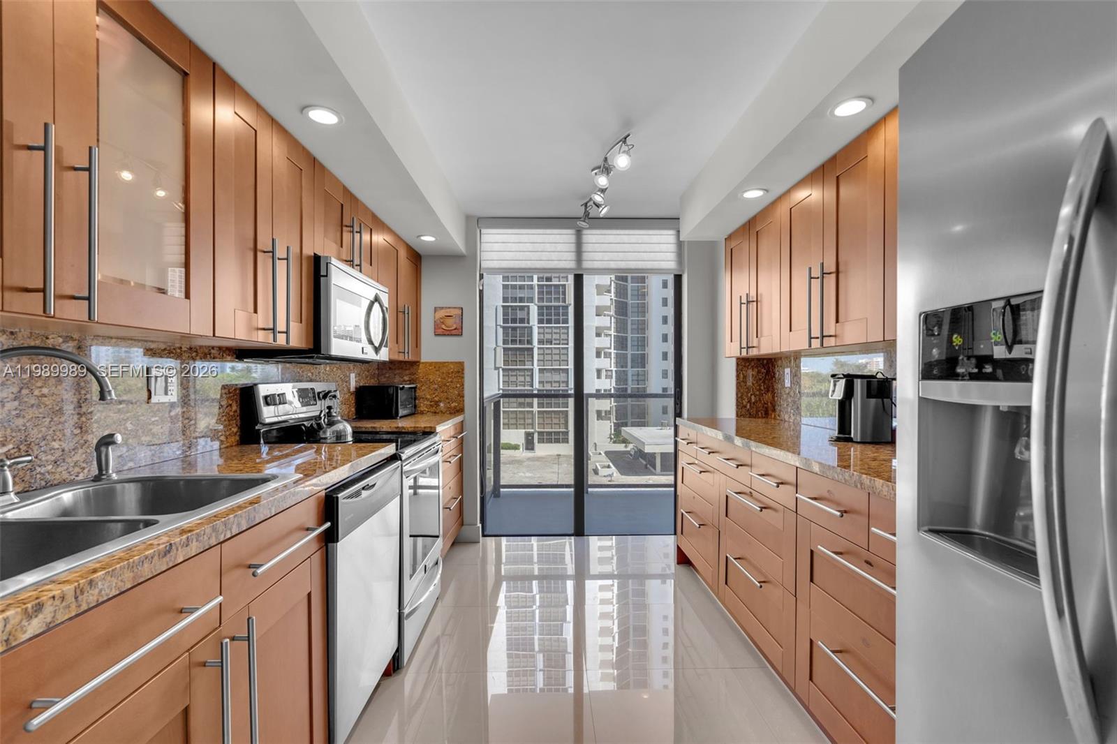 18151 NE 31st Ct #602