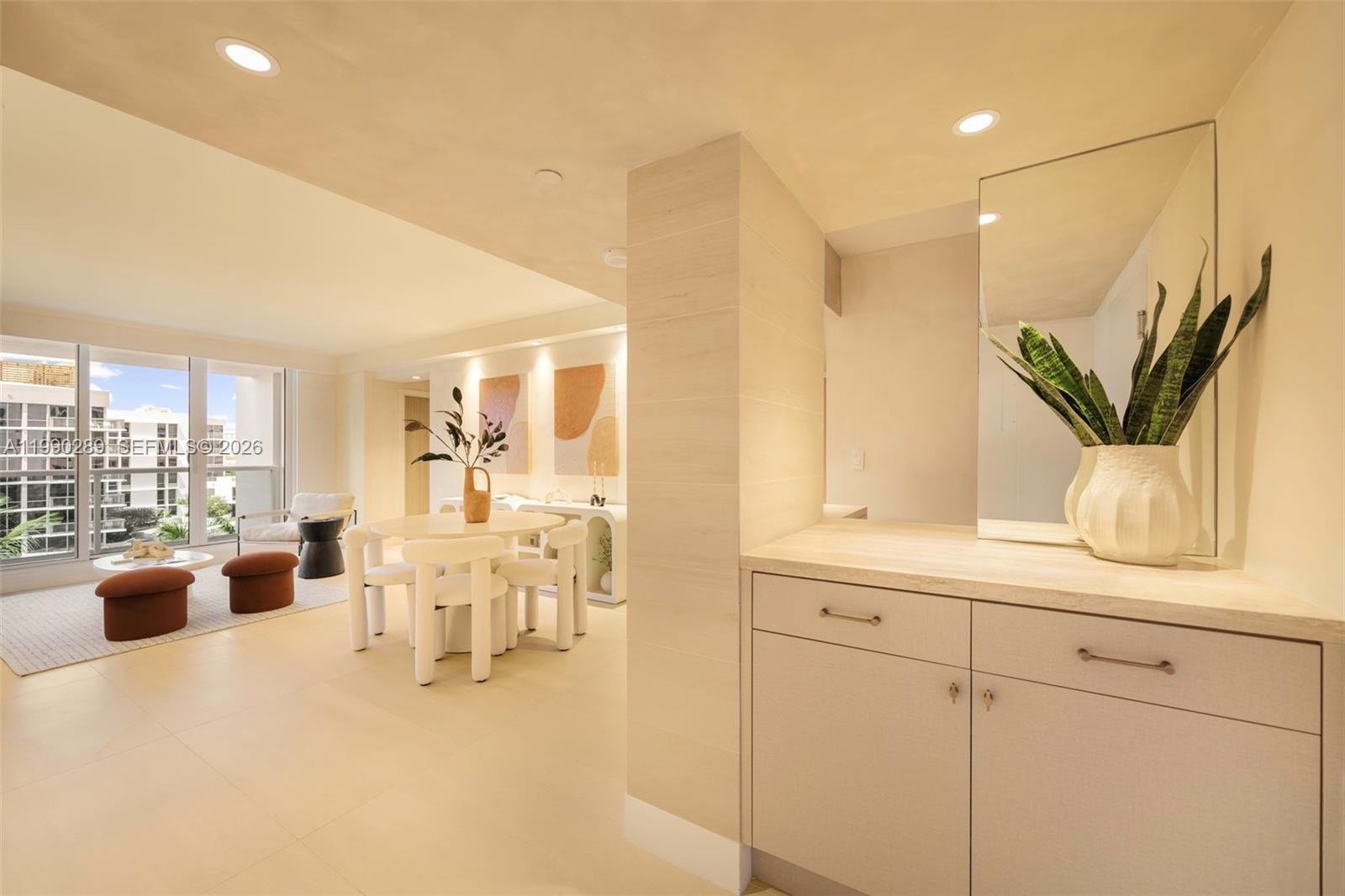 2301 Collins Ave #526 Miami Beach, FL 33139