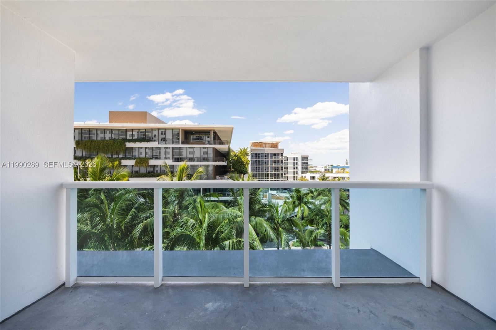 2301 Collins Ave #526 Miami Beach, FL 33139