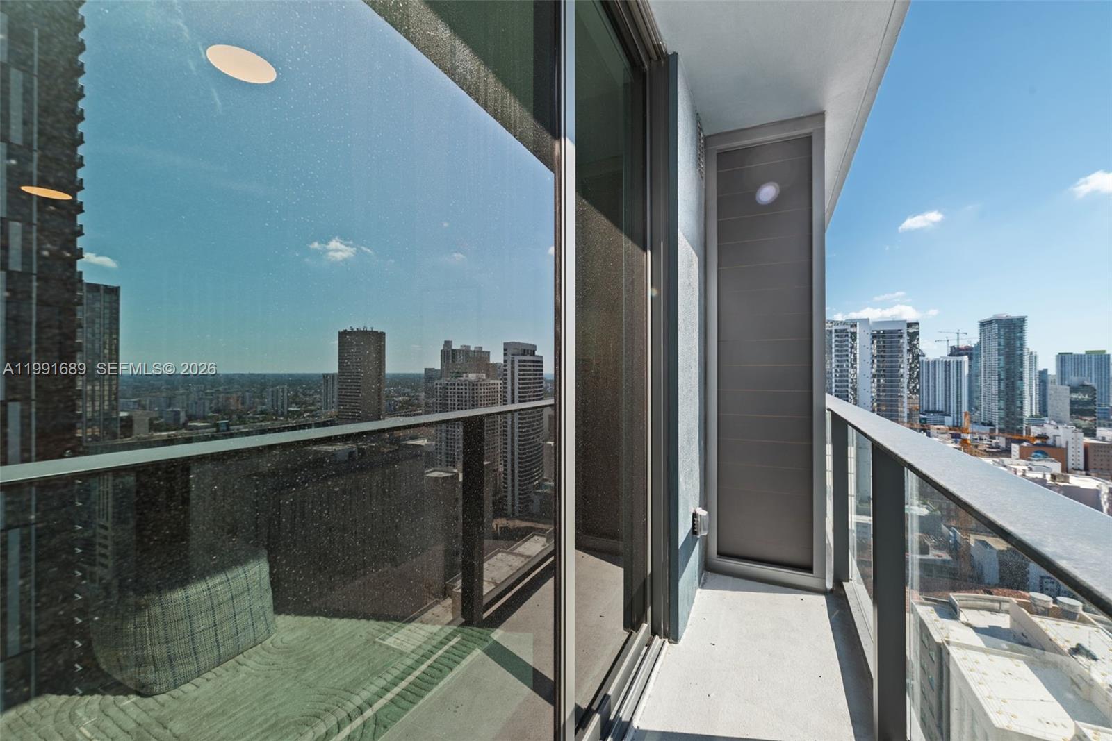 image 501 FIRST Residences14